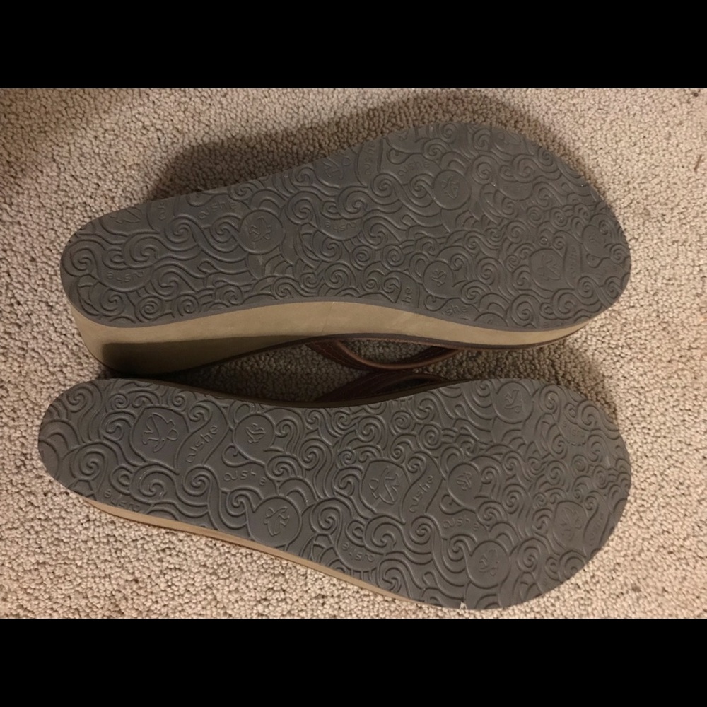 Sandals - Picture 3 of 3